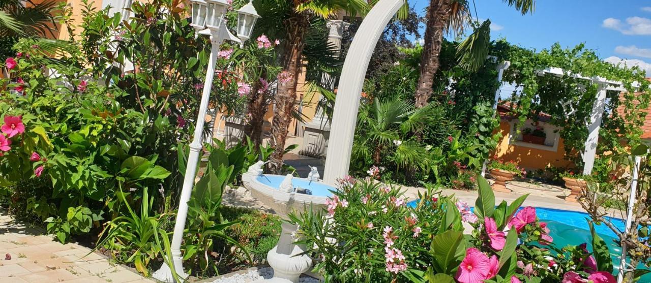 Paradise-Garden-Zamárdi Exteriér fotografie