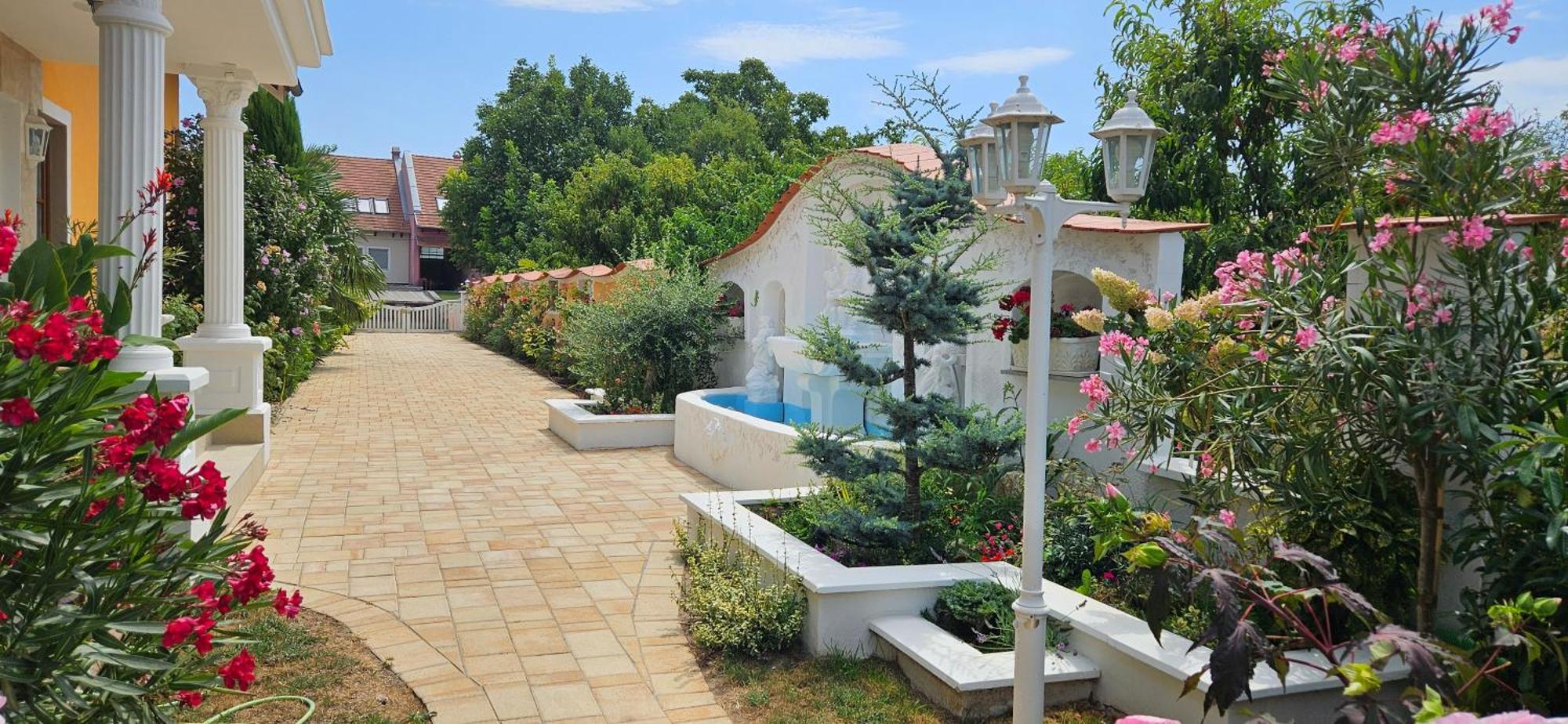 Paradise-Garden-Zamárdi Exteriér fotografie